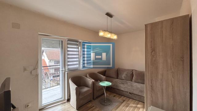 Stan, Garsonjera, Prodaja, 28m2, Solaris, Gradska lokacija, Jagodina