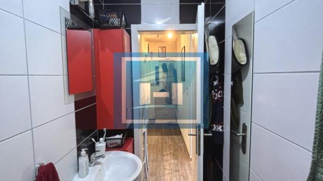 Stan, Garsonjera, Prodaja, 28m2, Solaris, Gradska lokacija, Jagodina