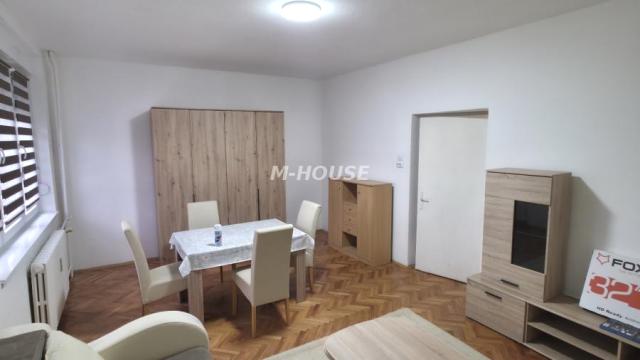 Stan, Jednosoban, Izdavanje, 36m2, Venac, Gradska lokacija, Sombor