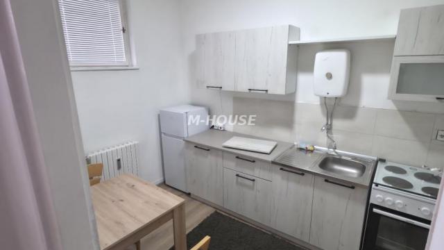 Stan, Jednosoban, Izdavanje, 36m2, Venac, Gradska lokacija, Sombor