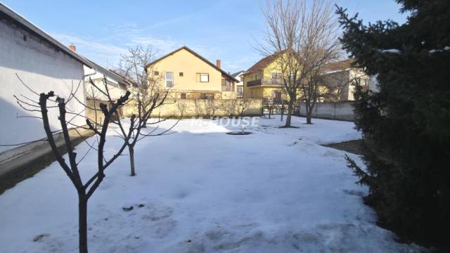 Kuća, Dvoiposoban, Prodaja, 263m2, Venac, Gradska lokacija, Sombor
