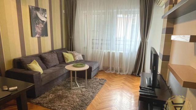 Stan, Jednoiposoban, Izdavanje, 40m2, Dorćol, Stari grad, Strahinjića Bana