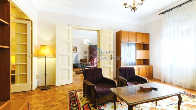 Stan, četvoroiposoban, Izdavanje, 113m2, Andrićev venac, Stari grad, Kneza Miloša