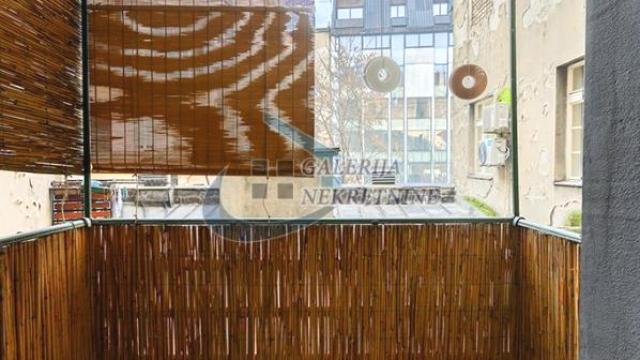 Stan, četvoroiposoban, Izdavanje, 113m2, Andrićev venac, Stari grad, Kneza Miloša