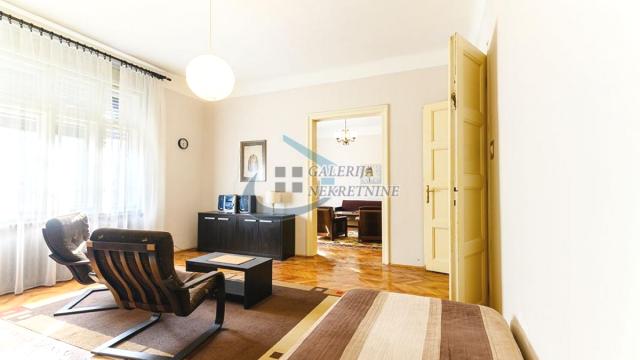 Stan, četvoroiposoban, Izdavanje, 113m2, Andrićev venac, Stari grad, Kneza Miloša