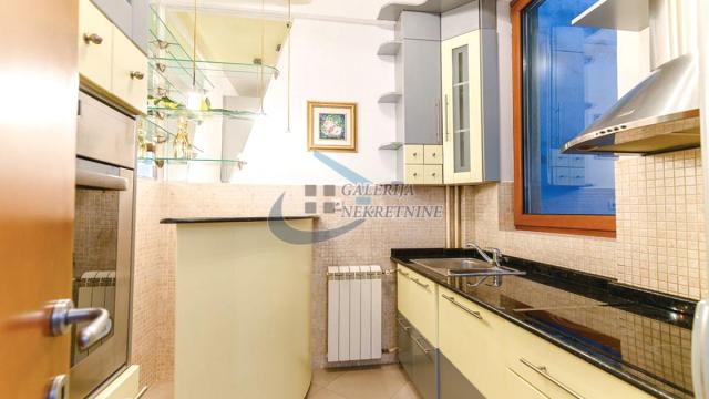 Stan, Dvosoban, Prodaja, 62m2, Karadjordjev park, Vračar, Internacionalnih brigada