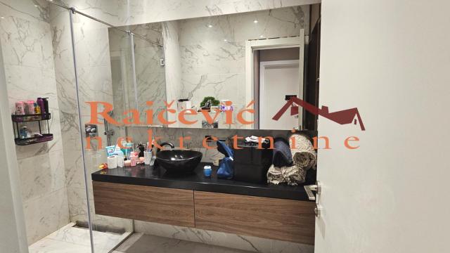 Stan, Dvosoban, Prodaja, 61m2, Blok 65, Novi Beograd, Omladinskih brigada