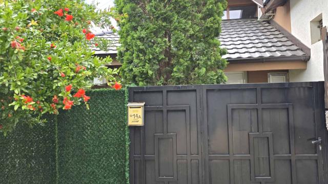 Kuća, Petosoban, Prodaja, 150m2, Izletnicka