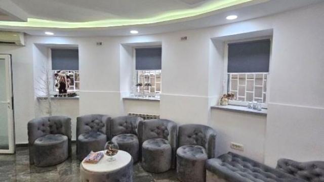 Poslovni prostor, Prodaja, 60m2, Hram svetog Save, Vračar, Lamartinova