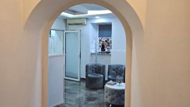 Poslovni prostor, Prodaja, 60m2, Hram svetog Save, Vračar, Lamartinova