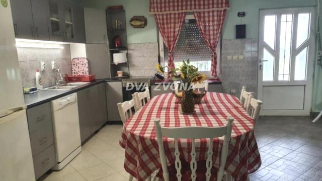 Kuća, četvorosoban, Prodaja, 131m2, Novi Slankamen, Okolno mesto, Indjija