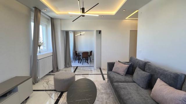 Stan, Trosoban, Izdavanje, 72m2, Stojana Protića