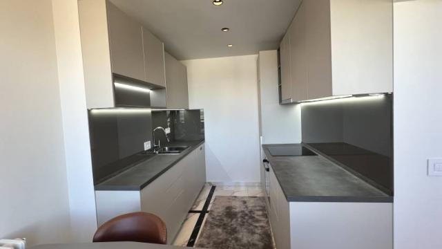 Stan, Trosoban, Izdavanje, 72m2, Stojana Protića