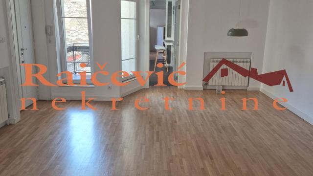 Stan, Troiposoban, Izdavanje, 98m2, Dorćol, Stari grad, Cara Dusana