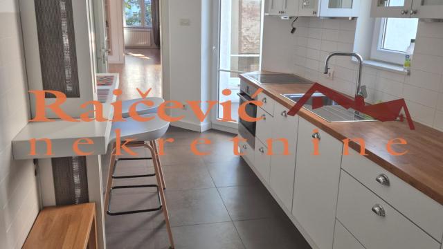 Stan, Troiposoban, Izdavanje, 98m2, Dorćol, Stari grad, Cara Dusana