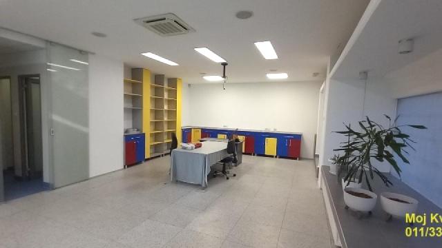 Poslovni prostor, Izdavanje, 150m2, Novi Merkator, Novi Beograd, Bulevar Zorana Đinđića