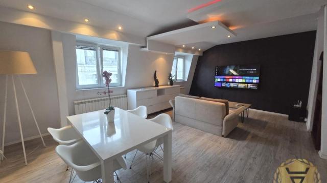 Stan, Dvosoban, Izdavanje, 70m2, Trg Republike, Stari grad, Nušićeva