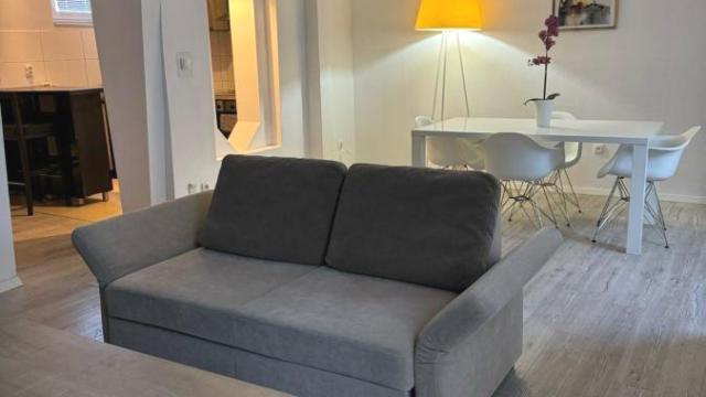 Stan, Dvosoban, Izdavanje, 70m2, Trg Republike, Stari grad, Nušićeva