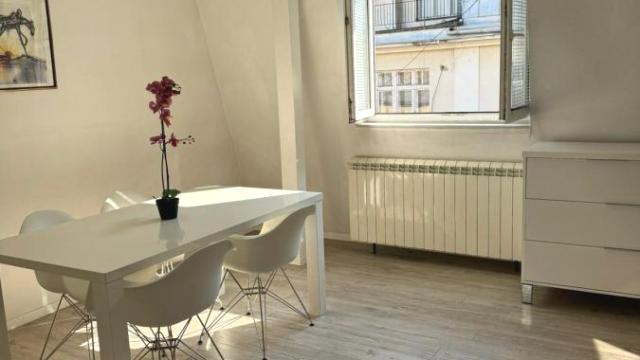 Stan, Dvosoban, Izdavanje, 70m2, Trg Republike, Stari grad, Nušićeva