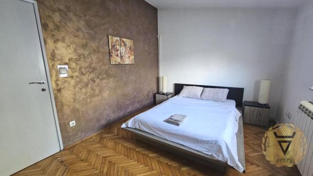 Stan, Dvosoban, Izdavanje, 70m2, Trg Republike, Stari grad, Nušićeva