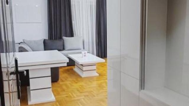 Stan, Dvosoban, Izdavanje, 48m2, Altina, Zemun, Jovana Raškovića