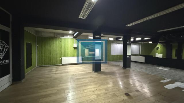 Poslovni prostor, Dvoiposoban, Izdavanje, 165m2, Jagodina