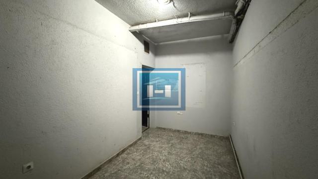 Poslovni prostor, Dvoiposoban, Izdavanje, 165m2, Jagodina