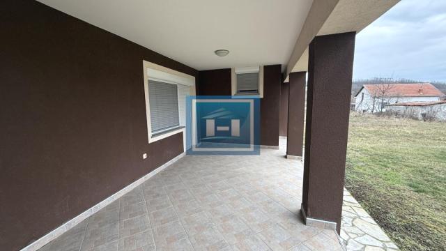 Kuća, Prodaja, 214m2, Glavinci, Okolno mesto, Jagodina