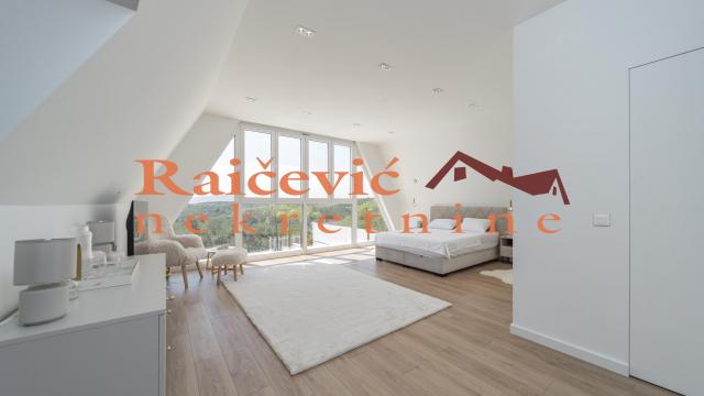 Kuća, Petosoban, Prodaja, 360m2, Sopot (mesto), Sopot, Mali Pozarevac