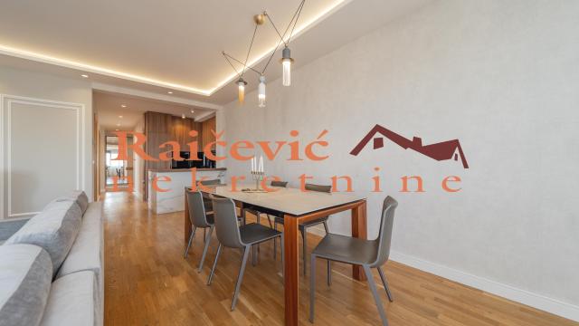 Stan, četvorosoban, Izdavanje, 98m2, Crveni krst, Vračar, Gajeva