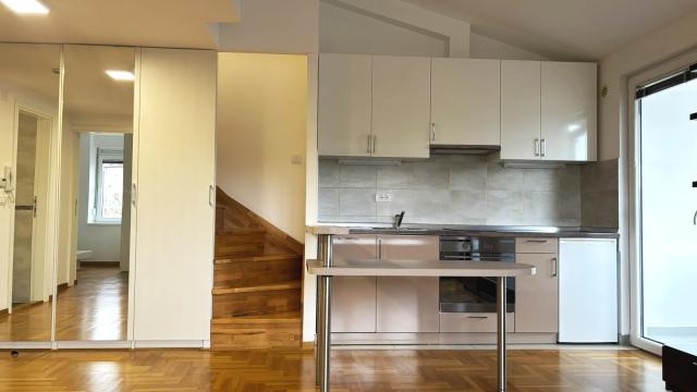 Stan, četvorosoban, Prodaja, 84m2, Lion, Zvezdara, Ante Bogicevica