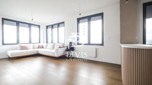 Stan, četvorosoban, Prodaja, 83m2, Jurija Gagarina