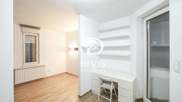 Stan, četvorosoban, Prodaja, 104m2, Kumanovska