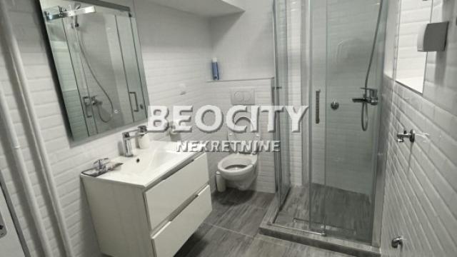 Stan, Trosoban, Izdavanje, 72m2, Trg Nikole Pašića, Stari grad, Trg Nikole Pašića