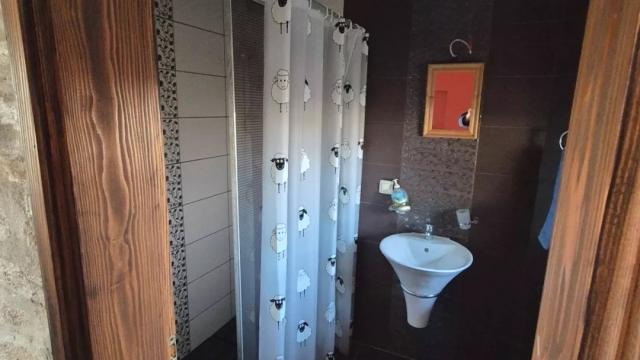 Kuća, Petosoban i veći, Prodaja, 360m2, Klenak, Okolno mesto, Klenak