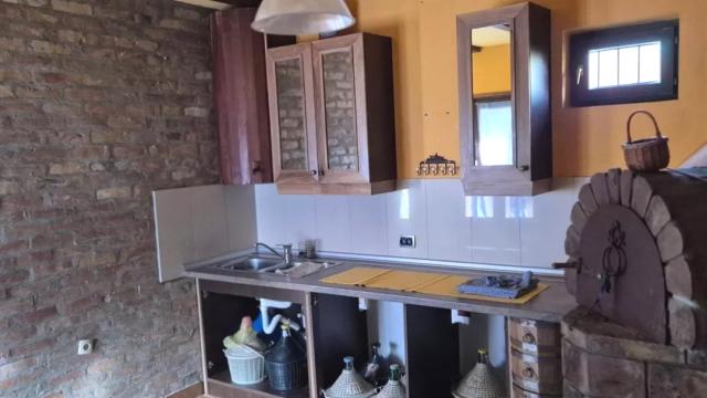 Kuća, Petosoban i veći, Prodaja, 360m2, Klenak, Okolno mesto, Klenak