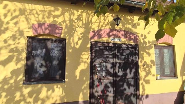 Kuća, Petosoban i veći, Prodaja, 360m2, Klenak, Okolno mesto, Klenak