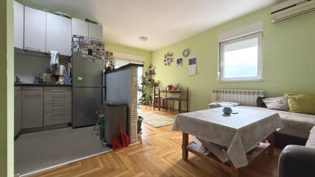 Stan, Dvosoban, Prodaja, 50m2, Belokrajinska