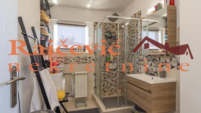 Kuća, Petosoban, Prodaja, 220m2, Rušanj, Čukarica, Beogradska 1 deo