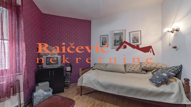 Kuća, četvorosoban, Prodaja, 85m2, Dorćol, Stari grad, Dobracina