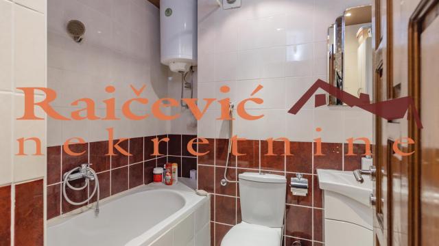 Stan, Dvosoban, Prodaja, 51m2, Gornji grad, Zemun, Medlinska