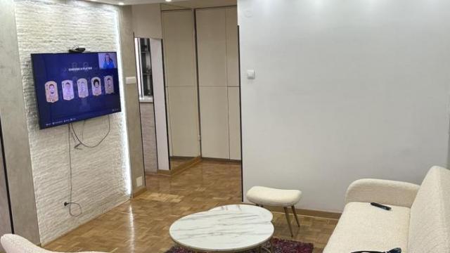 Stan, četvorosoban, Izdavanje, 81m2, Bežanijska kosa 2, Novi Beograd, Peđe Milosavljevića