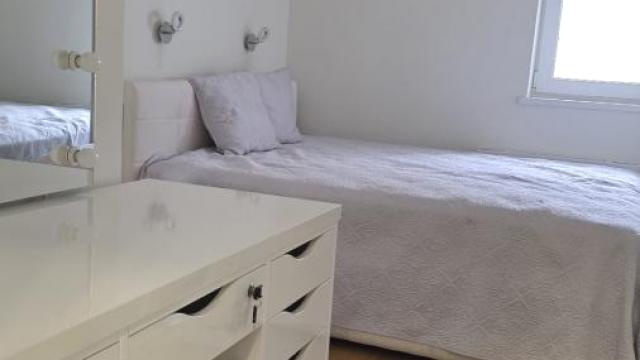 Stan, Petosoban, Izdavanje, 130m2, Bogoslovija, Palilula, Sloga