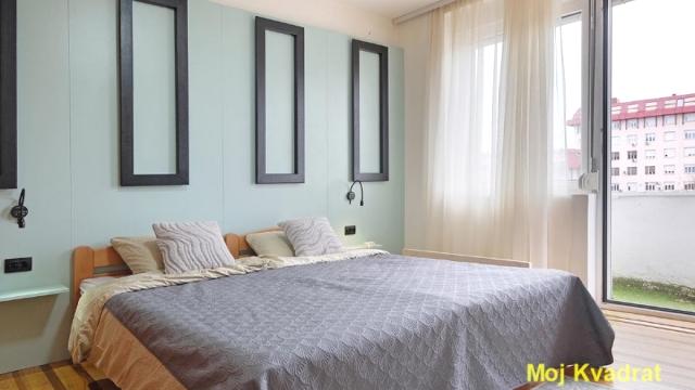 Stan, Trosoban, Prodaja, 66m2, Ekonomski fakultet, Savski venac, Lička