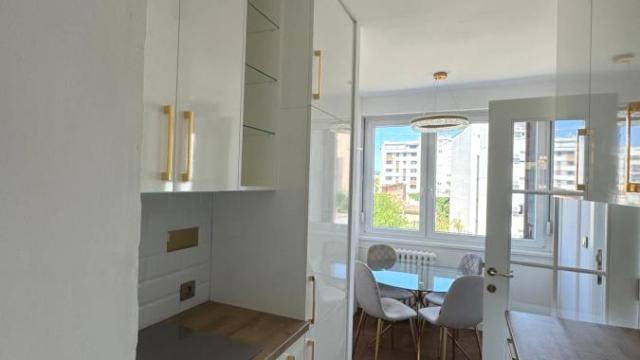 Stan, Dvosoban, Izdavanje, 53m2, Crveni krst, Vračar, Jovana Rajića