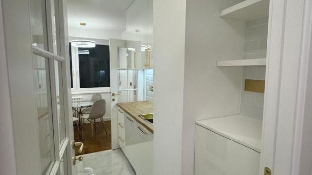 Stan, Dvosoban, Izdavanje, 53m2, Crveni krst, Vračar, Jovana Rajića