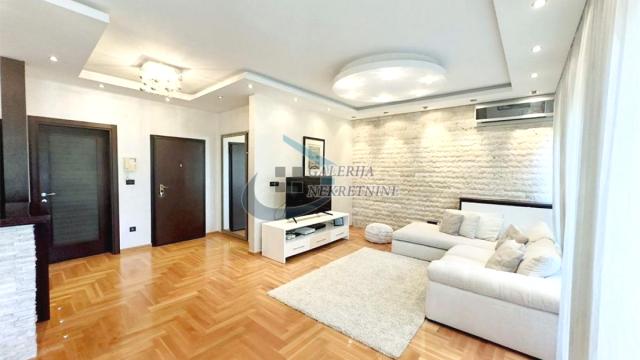 Stan, četvorosoban, Izdavanje, 97m2, Crveni krst, Vračar, Vojvode Šupljikca