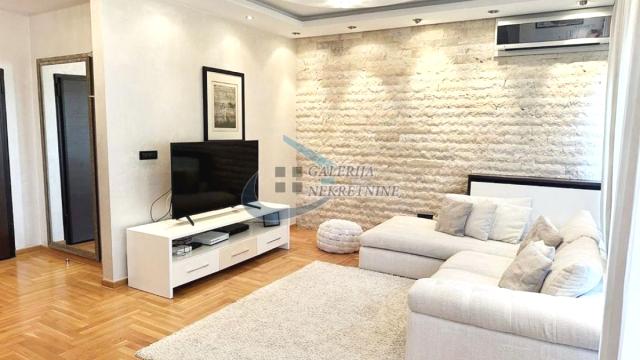 Stan, četvorosoban, Izdavanje, 97m2, Crveni krst, Vračar, Vojvode Šupljikca