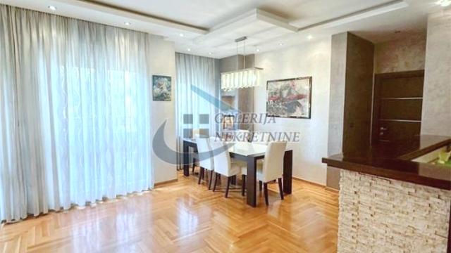 Stan, četvorosoban, Izdavanje, 97m2, Crveni krst, Vračar, Vojvode Šupljikca