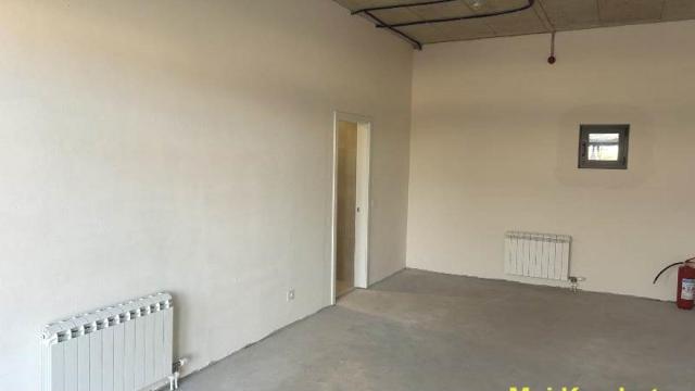 Poslovni prostor, Izdavanje, 37m2, Gornji grad, Zemun, Banatska